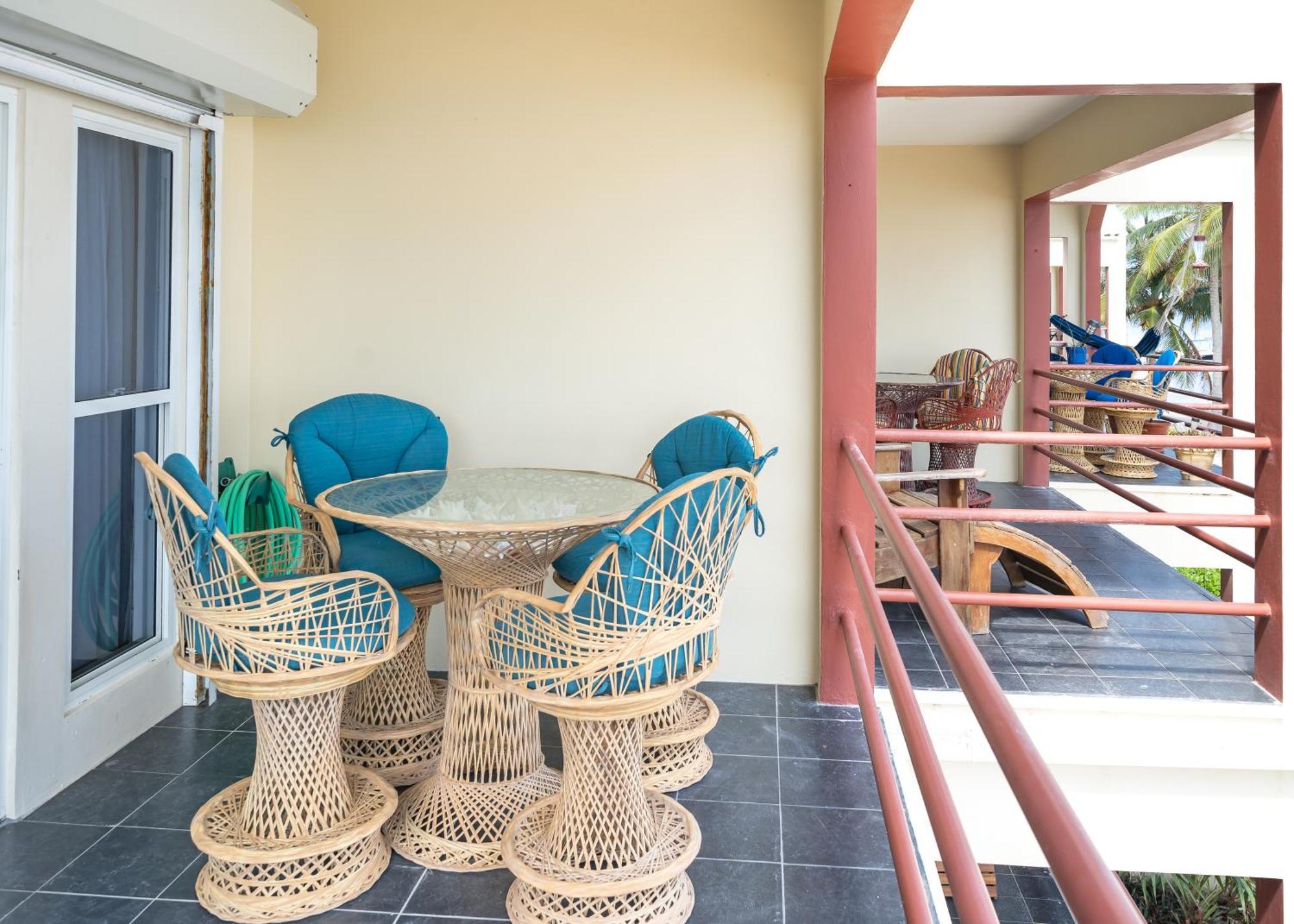 Tres Cocos Resort サン・ペドロ エクステリア 写真